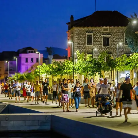 Marioeta Kastel Stari