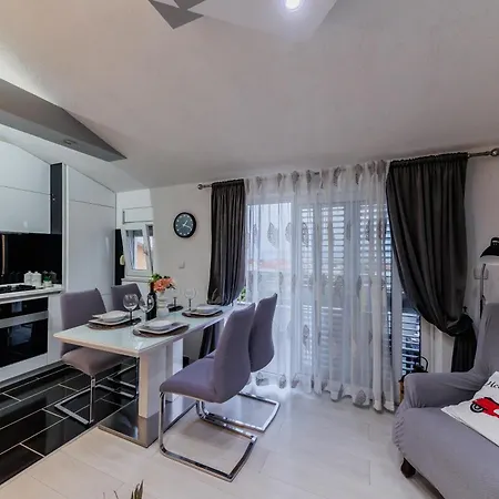 Marioeta Apartment *