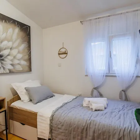 Marioeta Apartment *