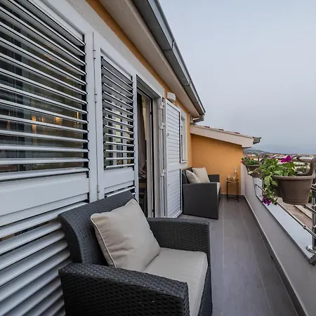 Marioeta Apartment